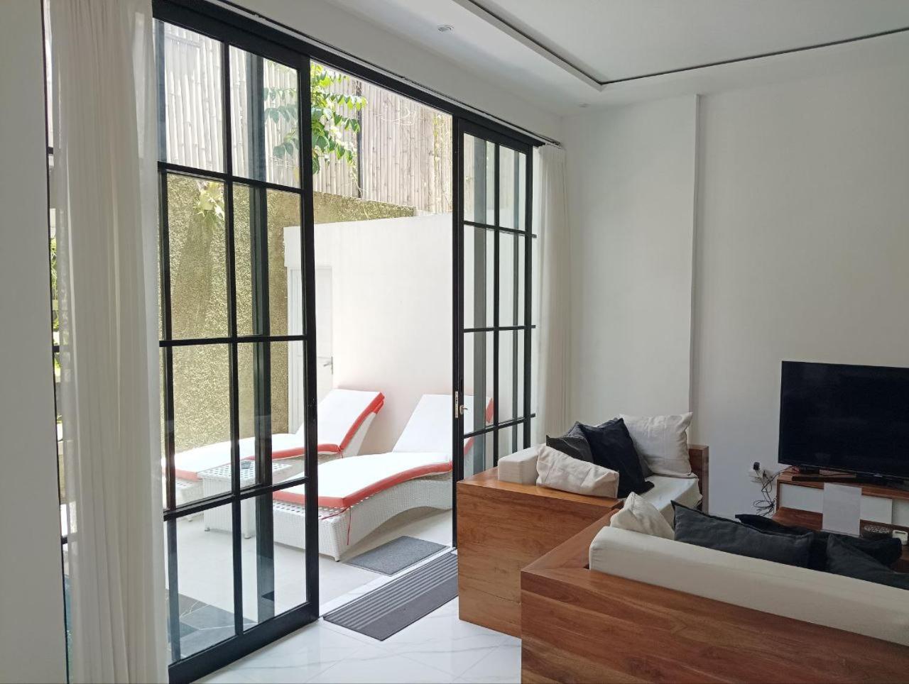 Loft By Betterplace Seminyak (Bali)